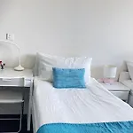 Yingying With A Free Parking Space 게스트하우스