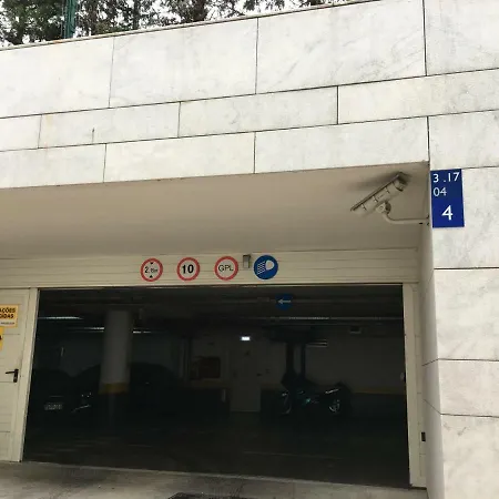 Yingying With A Free Parking Space Guest house 4*